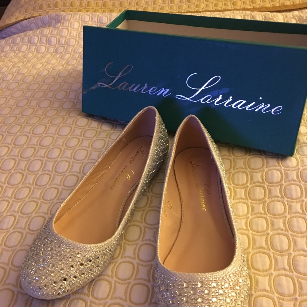 Gorgeous  Lauren Lorraine Silver Sparkly Shoes